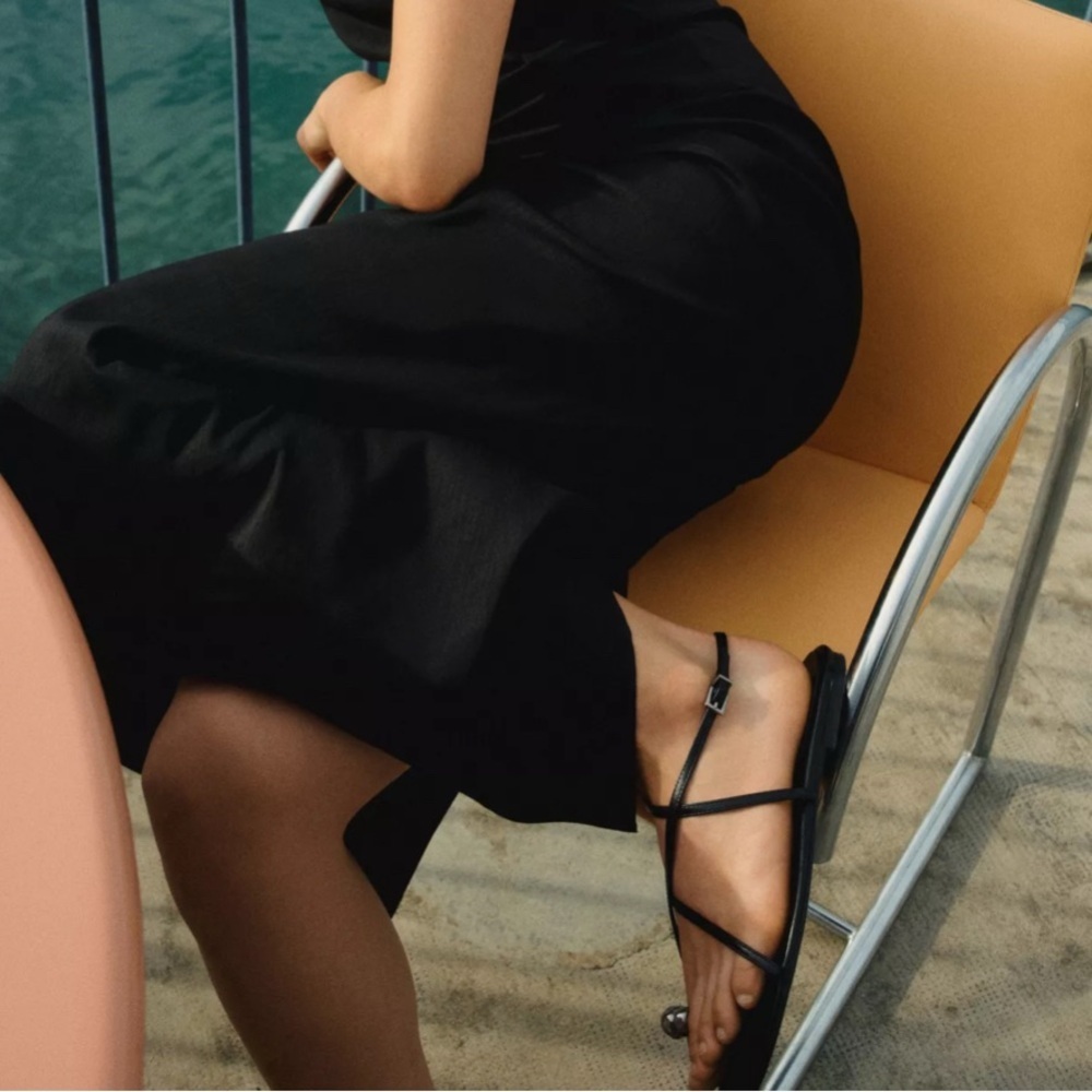 NWT Massimo Dutti Black Leather Sandals with metal toe strap Women Size 39/9 - Picture 10 of 10